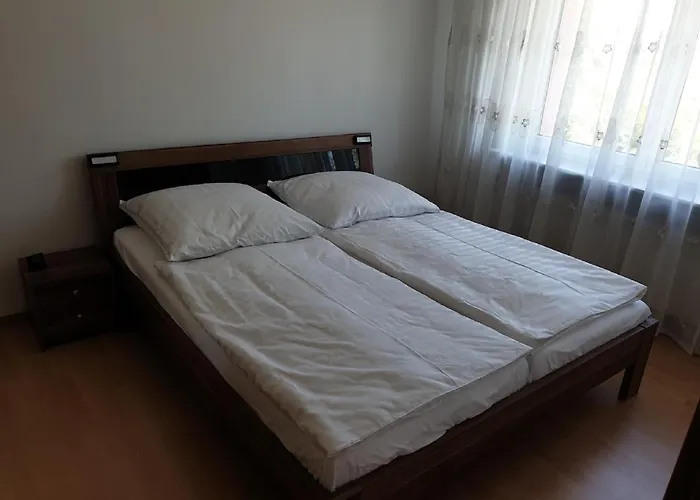 Nella